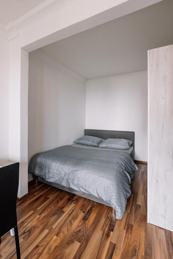 Cozy Apartment In Ruzinov Братислава Екстер'єр фото