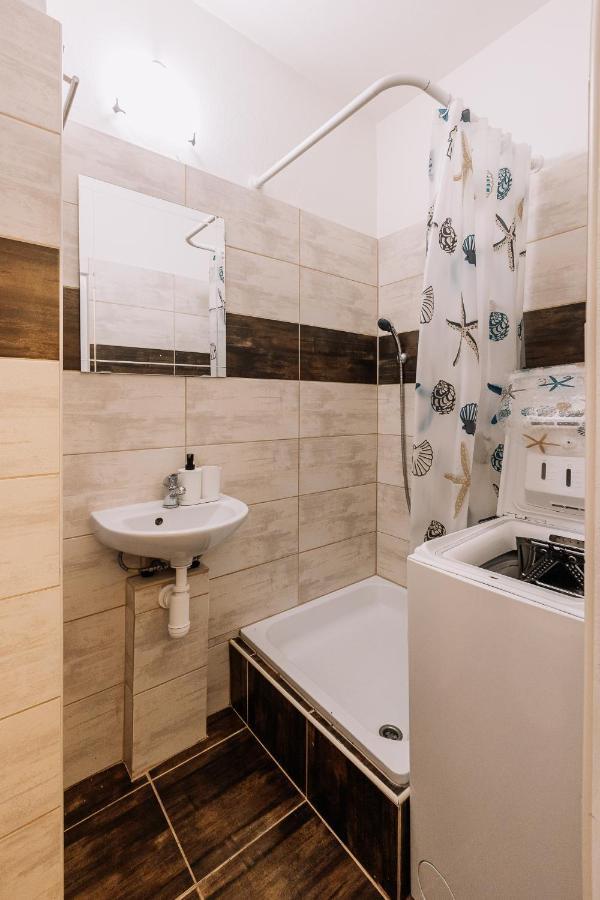 Cozy Apartment In Ruzinov Братислава Екстер'єр фото
